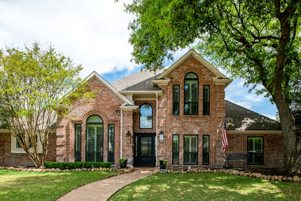 Plano, Texas 75093 Bronze Vinyl Replacement Window Project