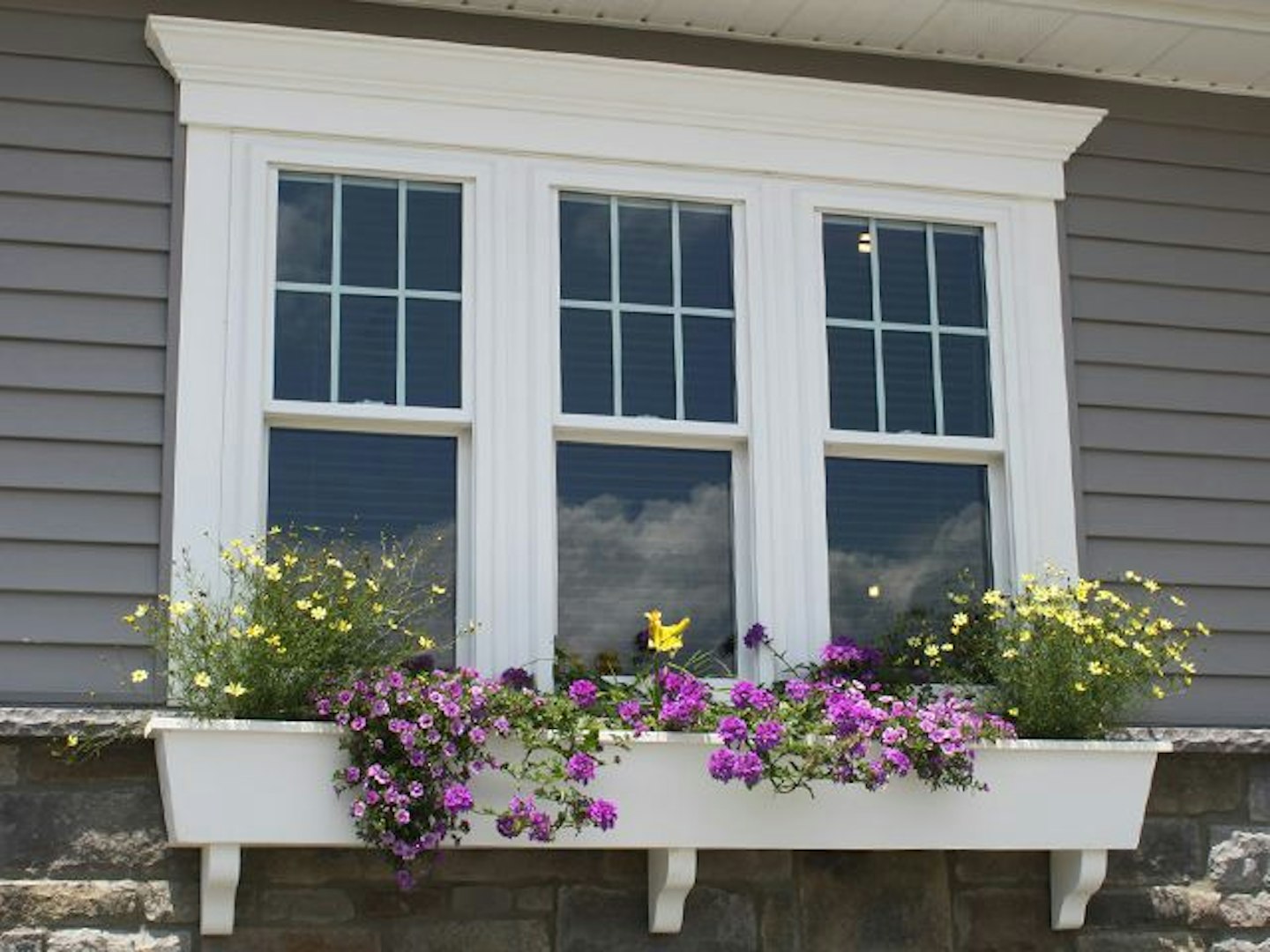 Cottage Style Vinyl Windows
