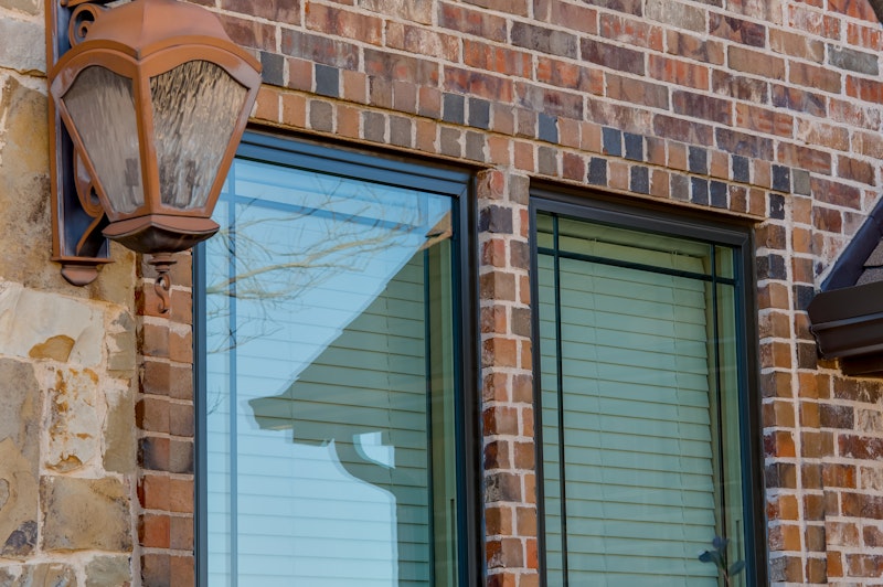 Window Grids: Types, Materials, and Profiles | Brennan