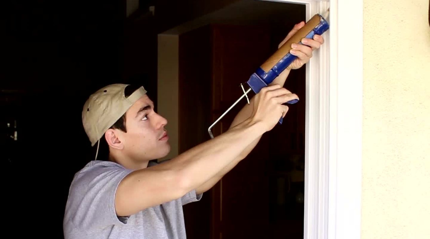 What Type Of Caulk Should I Use On Exterior Doors Brennan   Caulking Exterior Doors 1 Canva Image 